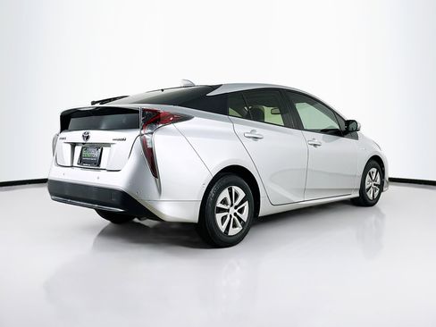 Used 2017 Toyota Prius Four w/ Advanced Technology Package FWD image 9
