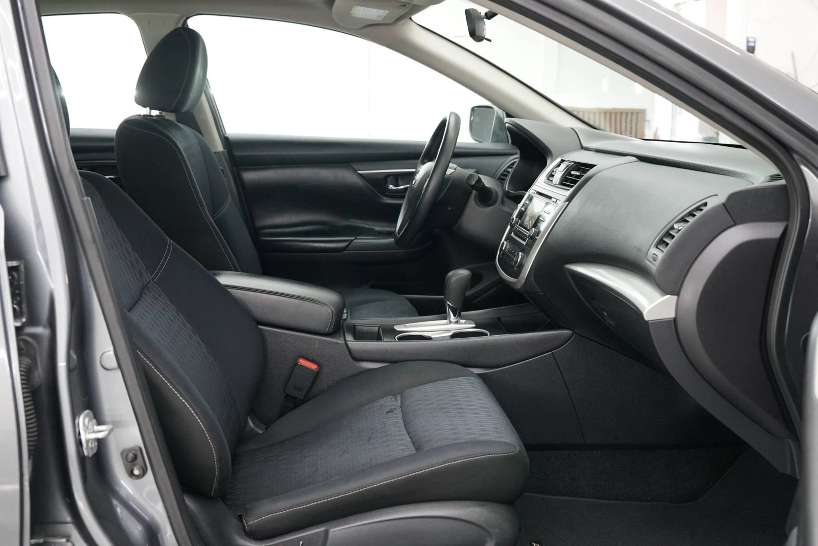 Used 2017 Nissan Altima 2.5 S w/ Power Driver Seat Package FWD image 27