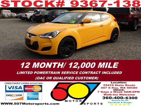 Used 2016 Hyundai Veloster image 2