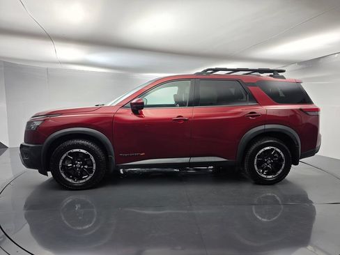 Used 2023 Nissan Pathfinder Rock Creek AWD/4WD image 7