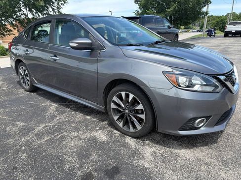 Used 2017 Nissan Sentra SR FWD image 2