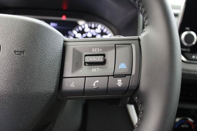 Certified 2026 Nissan Rogue SV FWD image 26