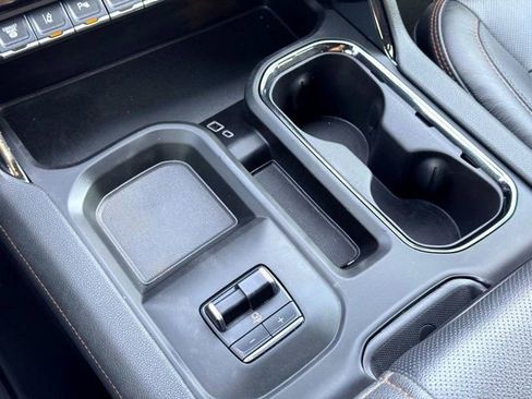 Used 2024 GMC Sierra 2500 AT4 w/ AT4 Premium Plus Package image 30