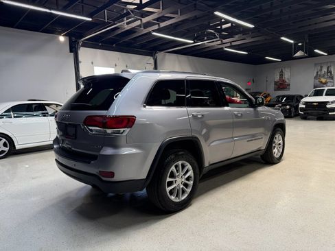 Used 2021 Jeep Grand Cherokee Laredo RWD image 9