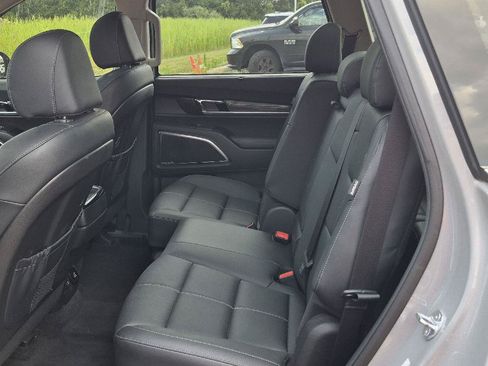 Used 2023 Kia Telluride SX Prestige AWD/4WD image 7