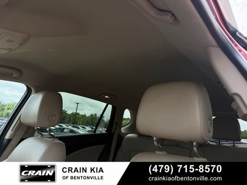 Used 2017 Buick Envision Essence FWD image 21