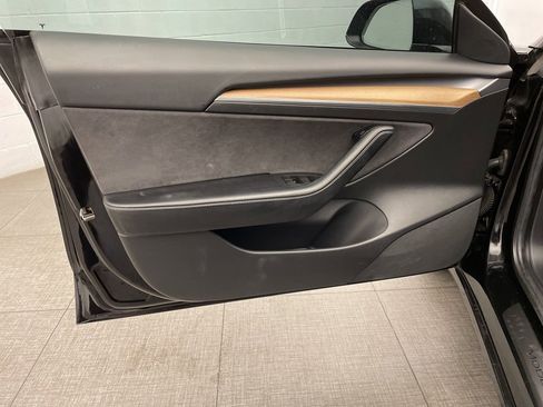 Used 2021 Tesla Model 3 Performance image 14