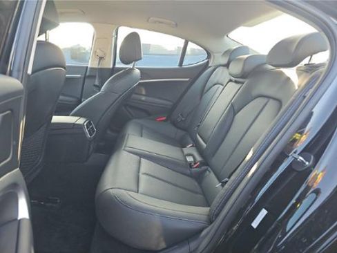 Used 2026 Genesis G70 2.5T RWD image 7