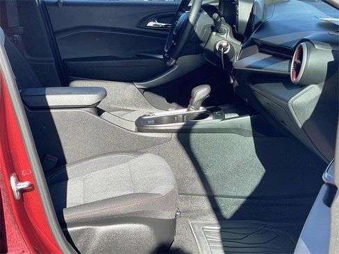 Certified 2024 Chevrolet Trax RS w/ Driver Confidence Package image 15