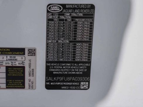 Used 2023 Land Rover Range Rover SE AWD/4WD image 25