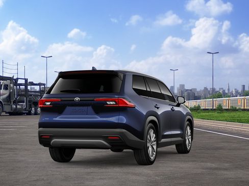 New 2026 Toyota Grand Highlander AWD image 9