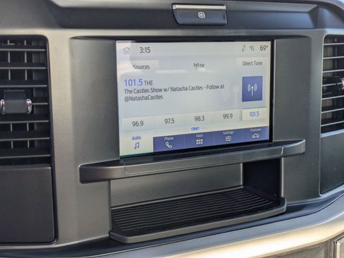 New 2026 Ford F550 image 40