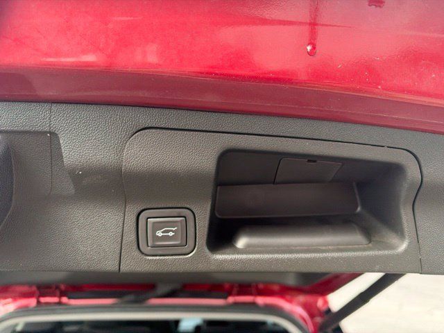Used 2023 GMC Acadia SLE w/ Driver Convenience Package AWD/4WD image 19