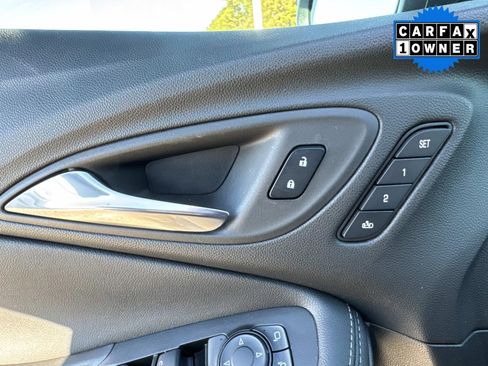 Used 2023 Buick Encore GX Essence w/ Experience Buick Package image 21