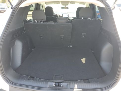 Used 2025 Ford Escape Active AWD/4WD image 8