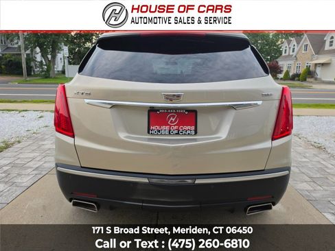 Used 2017 Cadillac XT5 Premium Luxury AWD/4WD image 5