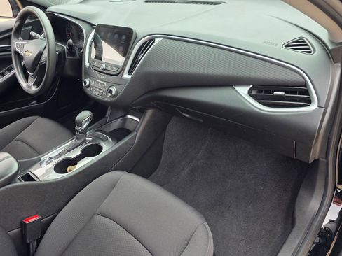 Used 2023 Chevrolet Malibu LT FWD image 22