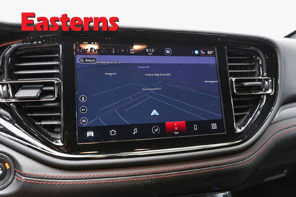Used 2025 Dodge Durango GT RWD image 19