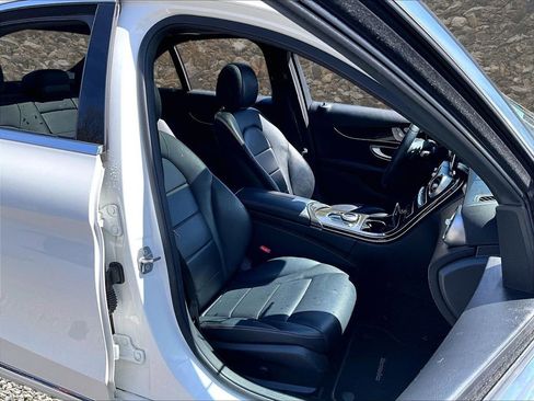 Used 2018 Mercedes-Benz C 300 4MATIC Sedan image 7