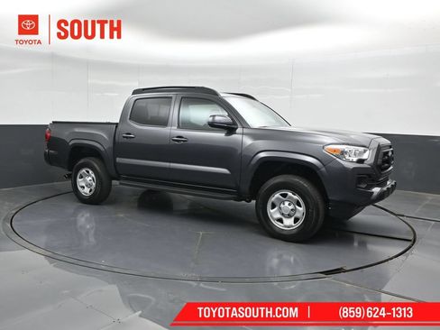 Used 2023 Toyota Tacoma SR AWD/4WD image 1