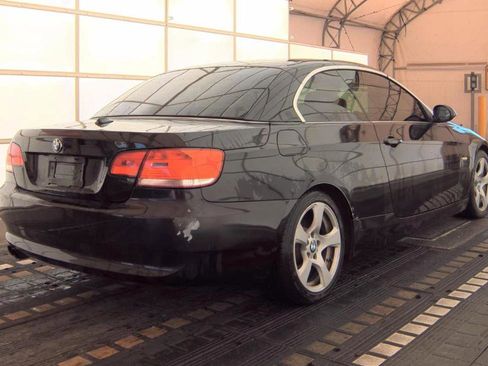 Used 2009 BMW 328i Convertible image 4