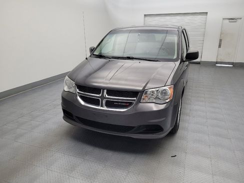 Used 2017 Dodge Grand Caravan SE w/ Power Window Group FWD image 15