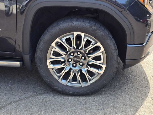 Used 2023 GMC Sierra 1500 Denali Ultimate AWD/4WD image 9