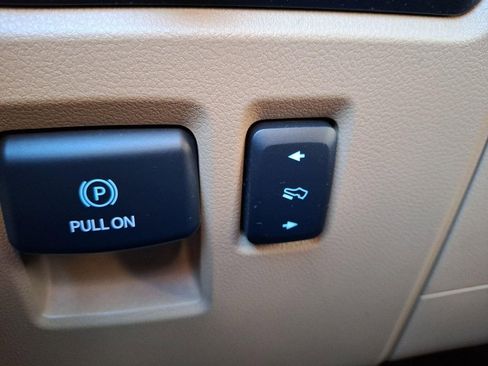 Used 2021 Ford F150 Lariat image 27