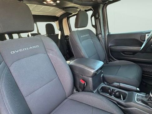 Used 2021 Jeep Gladiator Overland AWD/4WD image 20