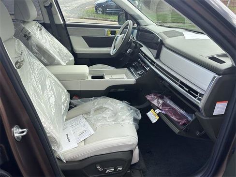 New 2025 Hyundai Santa Fe Calligraphy image 13