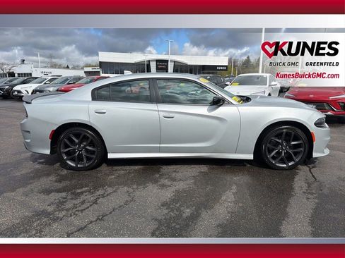 Used 2019 Dodge Charger GT w/ Plus Group image 4