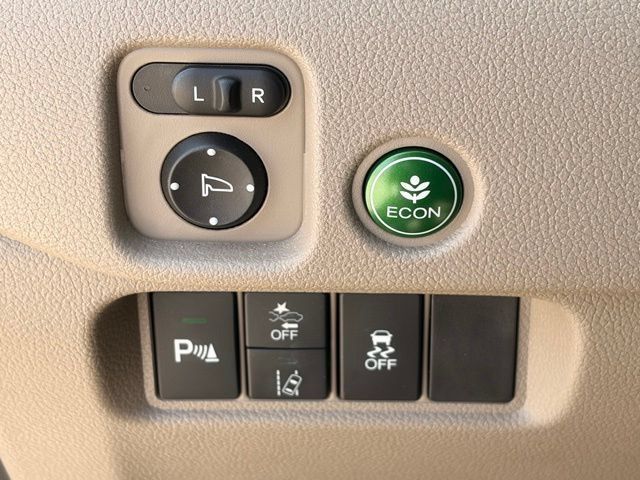 Used 2019 Honda Pilot Touring image 11
