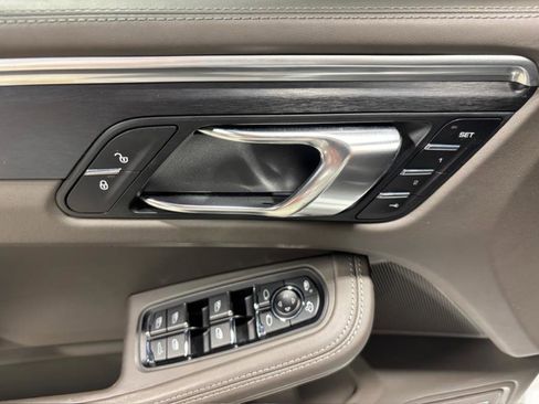 Used 2017 Porsche Macan GTS w/ Premium Package Plus image 9