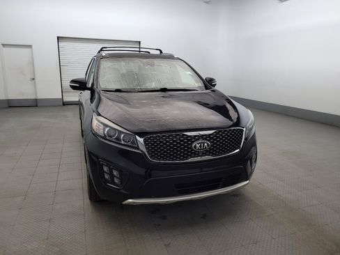 Used 2017 Kia Sorento SX image 14