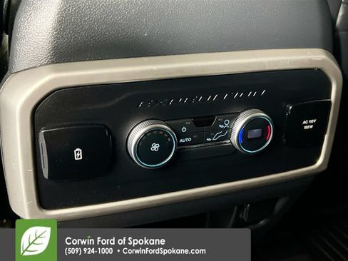 Used 2022 Ford Expedition XLT AWD/4WD image 33