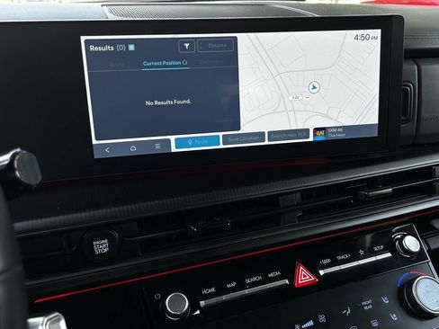 Used 2025 Hyundai Santa Fe Calligraphy AWD/4WD image 18