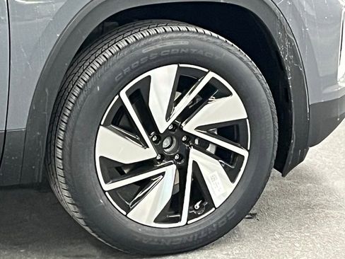 New 2026 Volkswagen Atlas SEL AWD/4WD image 38