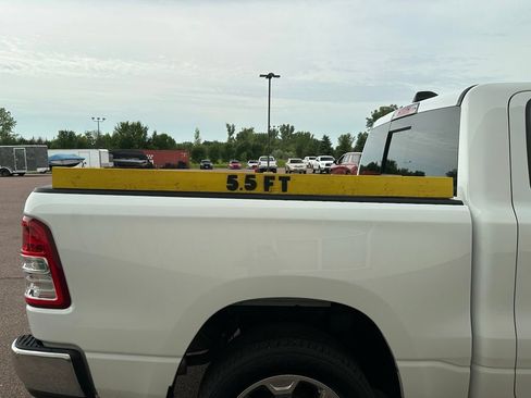 Used 2022 RAM 1500 Big Horn AWD/4WD image 41