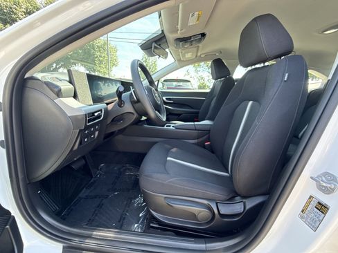Certified 2026 Hyundai Sonata Blue FWD image 13