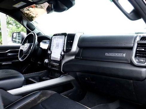 Used 2024 RAM 1500 Laramie AWD/4WD image 20