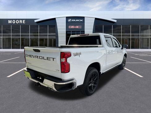 Used 2023 Chevrolet Silverado 1500 LTZ AWD/4WD image 3