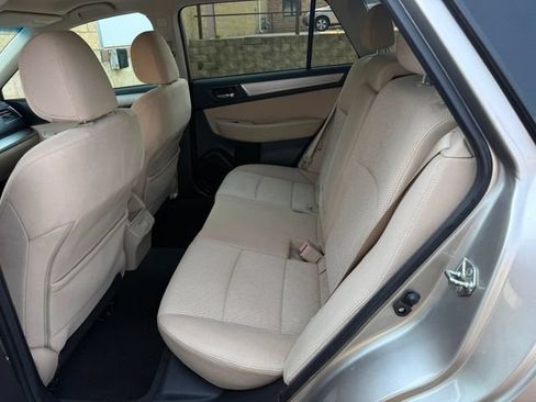 Used 2018 Subaru Outback 2.5i Premium AWD/4WD image 7