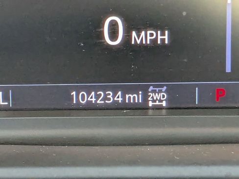 Used 2021 Chevrolet Silverado 1500 LT Trail Boss w/ Bed Protection Package image 28