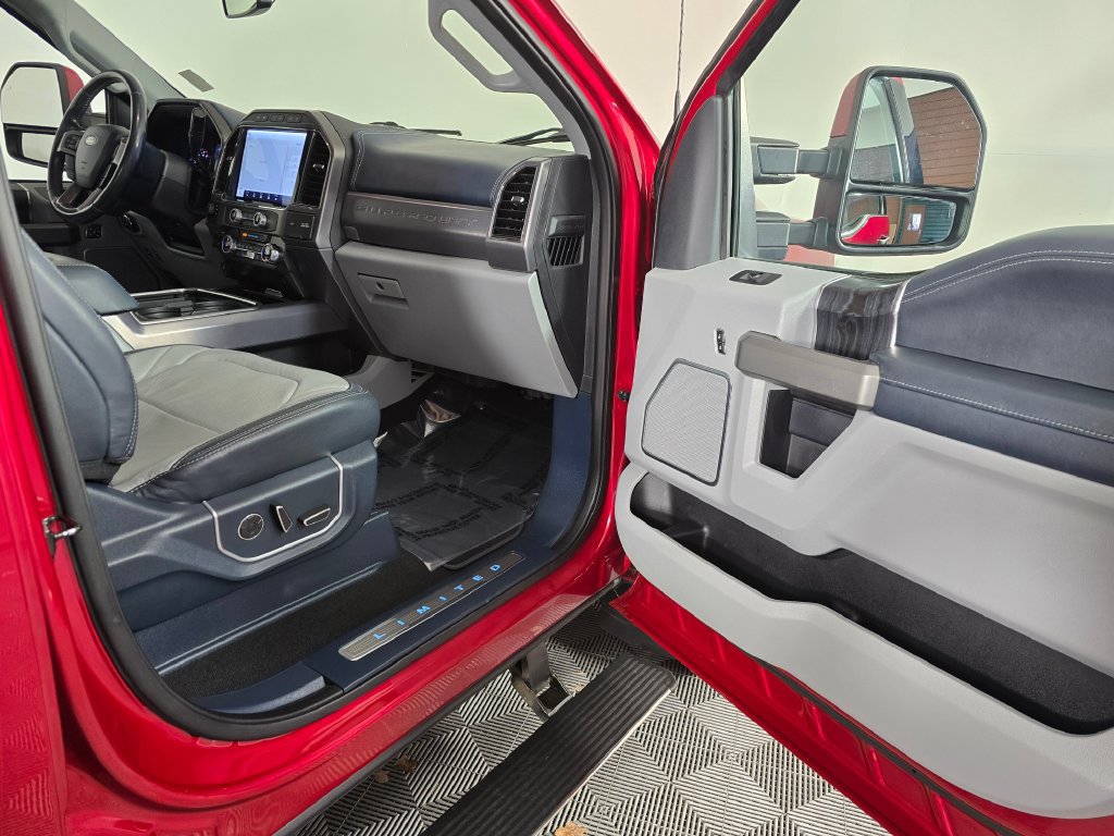 Used 2022 Ford F350 Limited AWD/4WD image 12