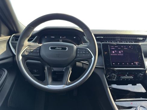 New 2026 Jeep Grand Cherokee Laredo X image 9