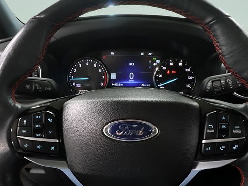 Used 2023 Ford Explorer ST-Line w/ Class IV Trailer Tow Package AWD/4WD image 15