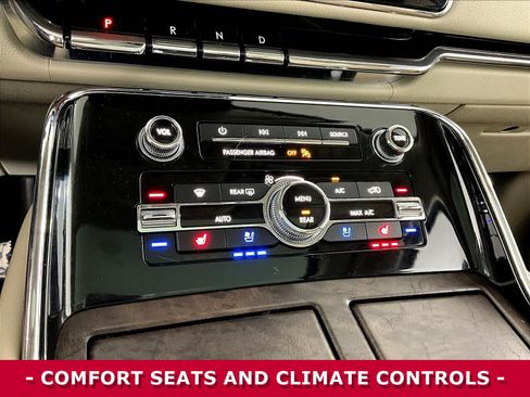 Used 2019 Lincoln Navigator Reserve AWD/4WD image 15