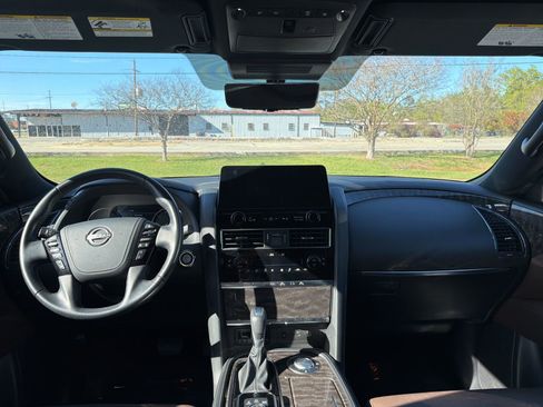 Used 2021 Nissan Armada Platinum w/ Captain's Chairs Package image 11