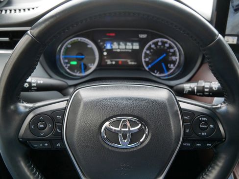 Used 2021 Toyota Venza Limited w/ Advanced Technology Package image 26