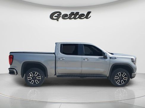 Used 2025 GMC Sierra 1500 AT4 w/ AT4 Premium Package AWD/4WD image 3